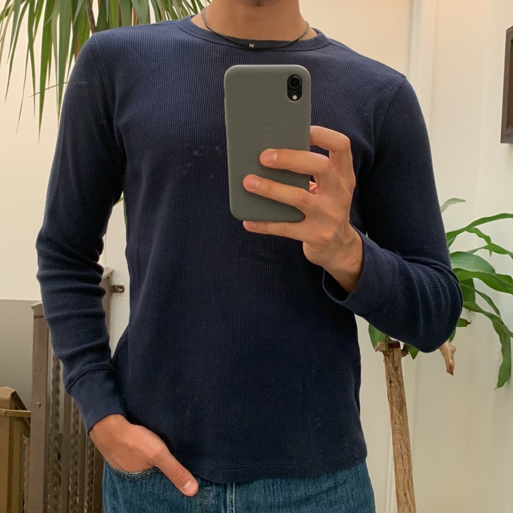 GAP KNIT SHIRT, COLOR BLUE, SIZE MEDIUM, crewneck, 100% Cotton.